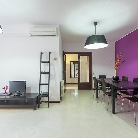 Apartment Sagrada Familia Barcelona Værelse billede